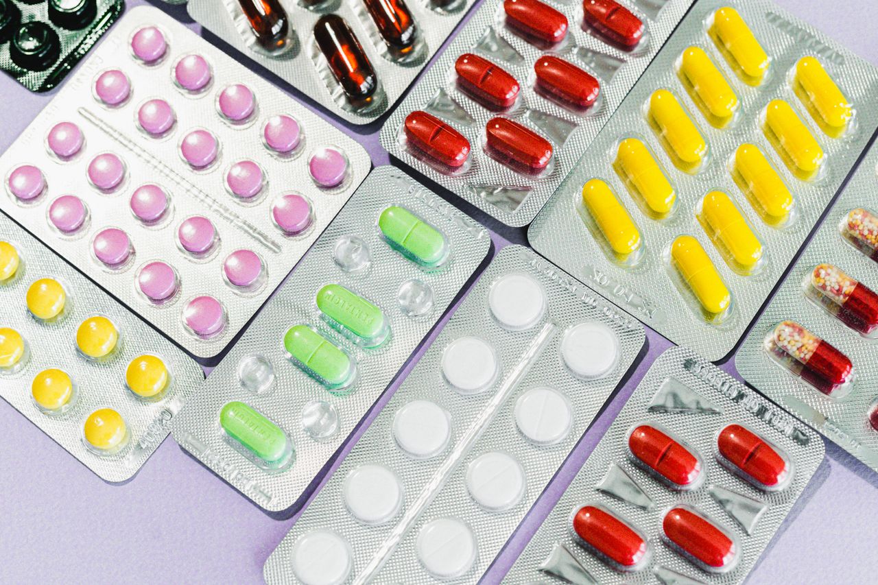 Karolinska 2021: een Zweedse genderkliniek zet puberteitsremmers in trial-only